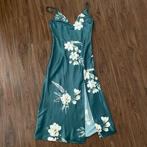 PRINCESS POLLY floral midi dress